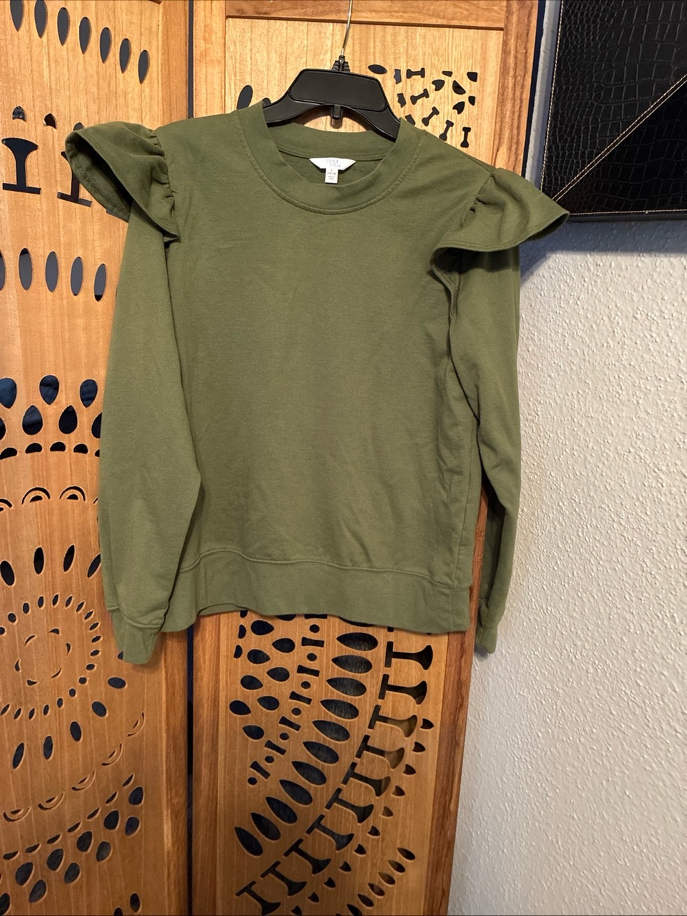Time and Tru Olive Green Crewneck Top